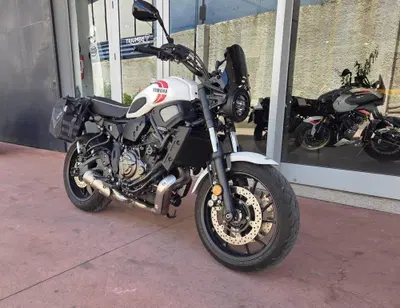 Yamaha XSR 700 (2022 - 26) usata