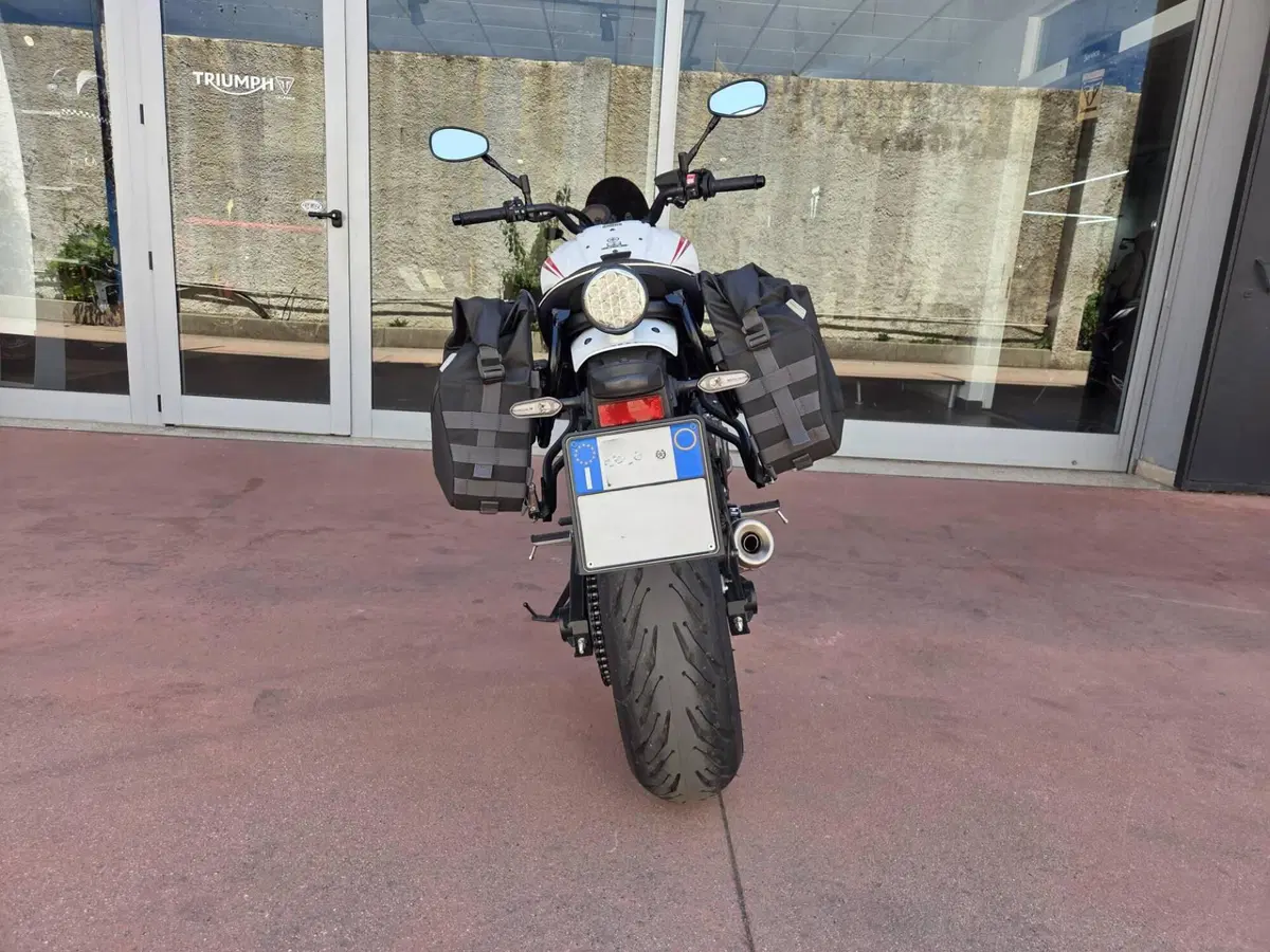 Yamaha XSR 700 (2022 - 26) (10)