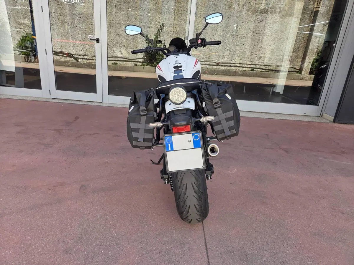 Yamaha XSR 700 (2022 - 26) (11)