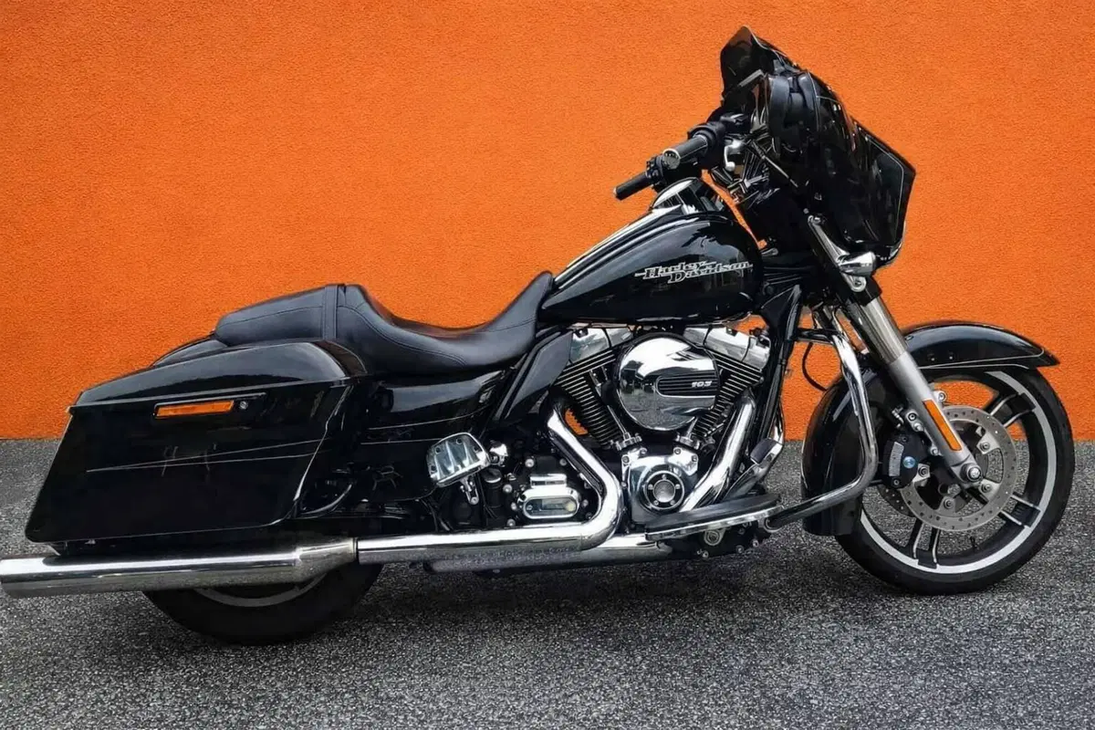 Harley-Davidson 1690 Street Glide Special (2014 - 16) - FLHX