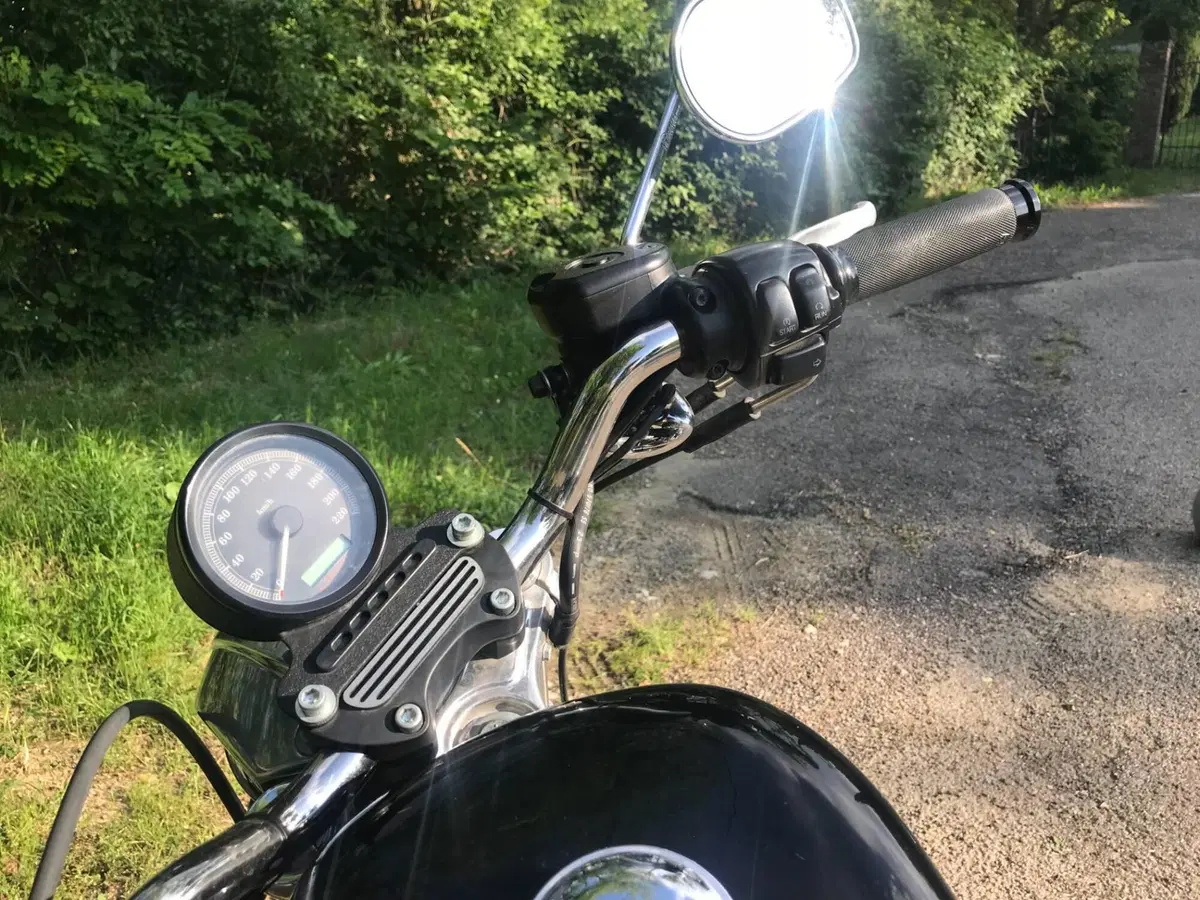 Harley-Davidson 883 R (2004 - 05) - XL 883R (9)