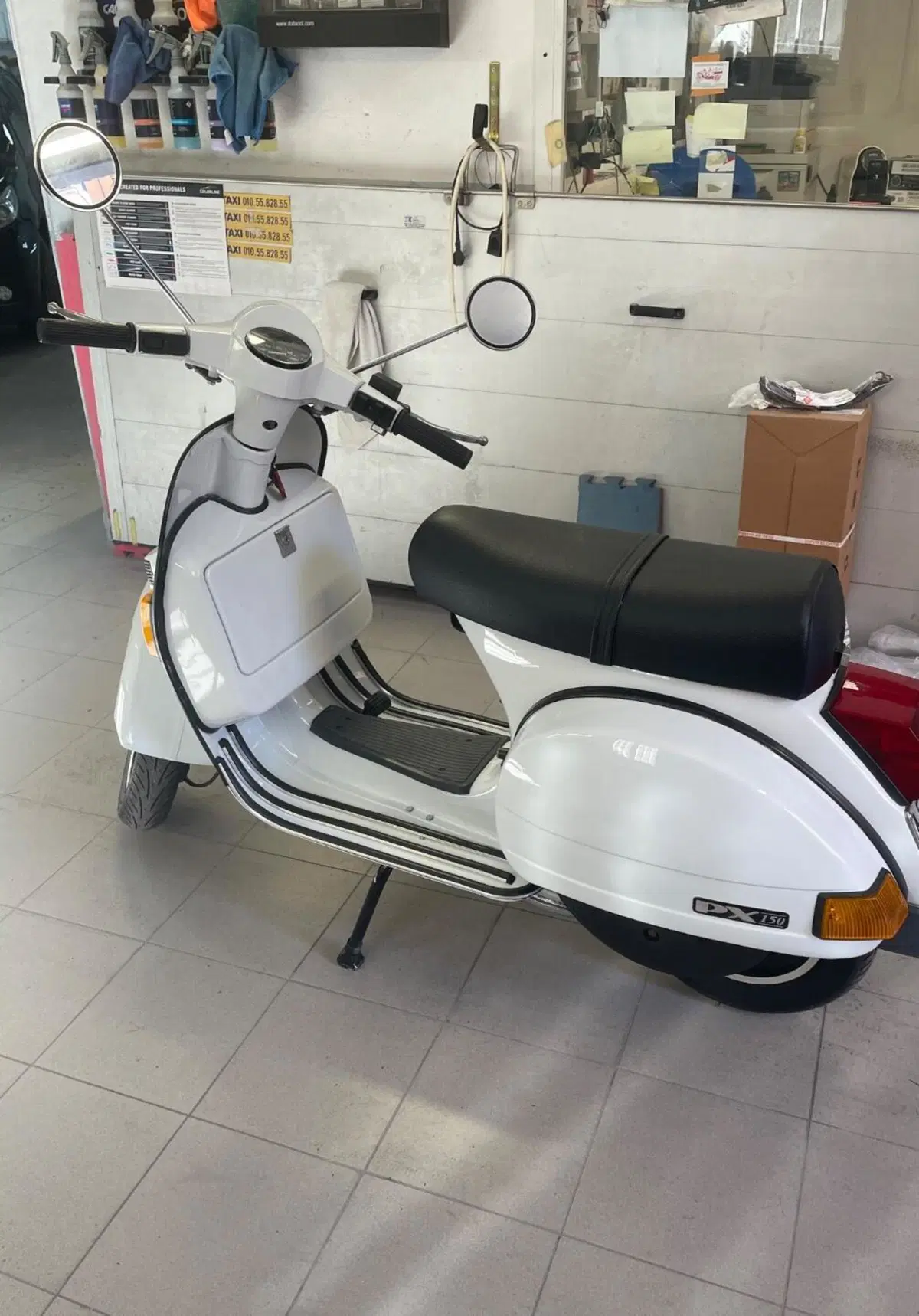 Piaggio Vespa 150 PX (1980 - 00) (2)