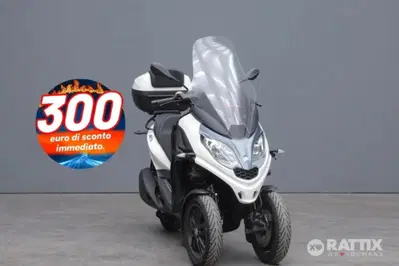Piaggio MP3 300 ABS Hpe (2021 - 24) usata