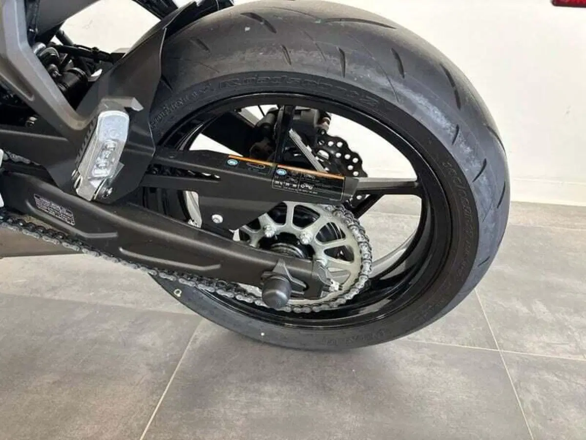 Kawasaki Z 650 (2021 - 24) (9)