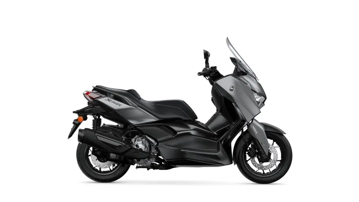 Yamaha X-Max 300 Tech Max (2025 - 26) (2)