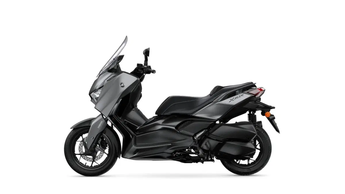 Yamaha X-Max 300 Tech Max (2025 - 26) (4)