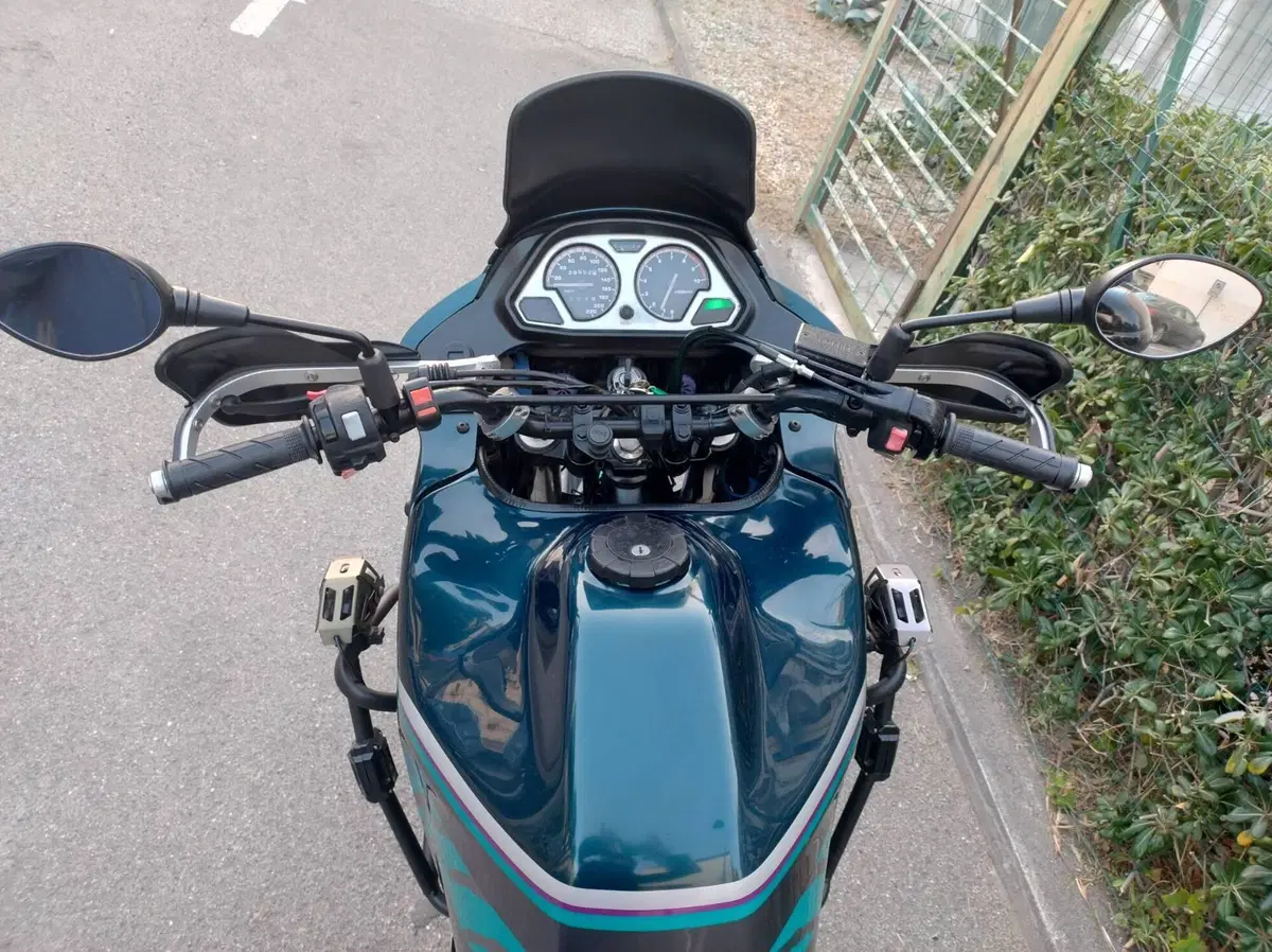 Yamaha Super tenere xtz 750 (2)