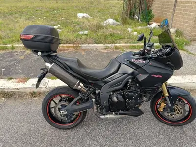 Triumph Tiger 1050 (2006 - 12) usata