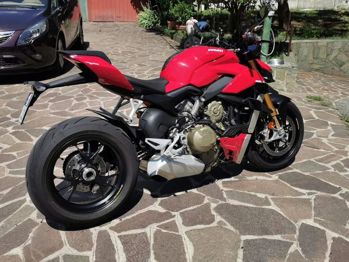 Ducati Streetfighter V4 1100 S (2021 - 22) (4)