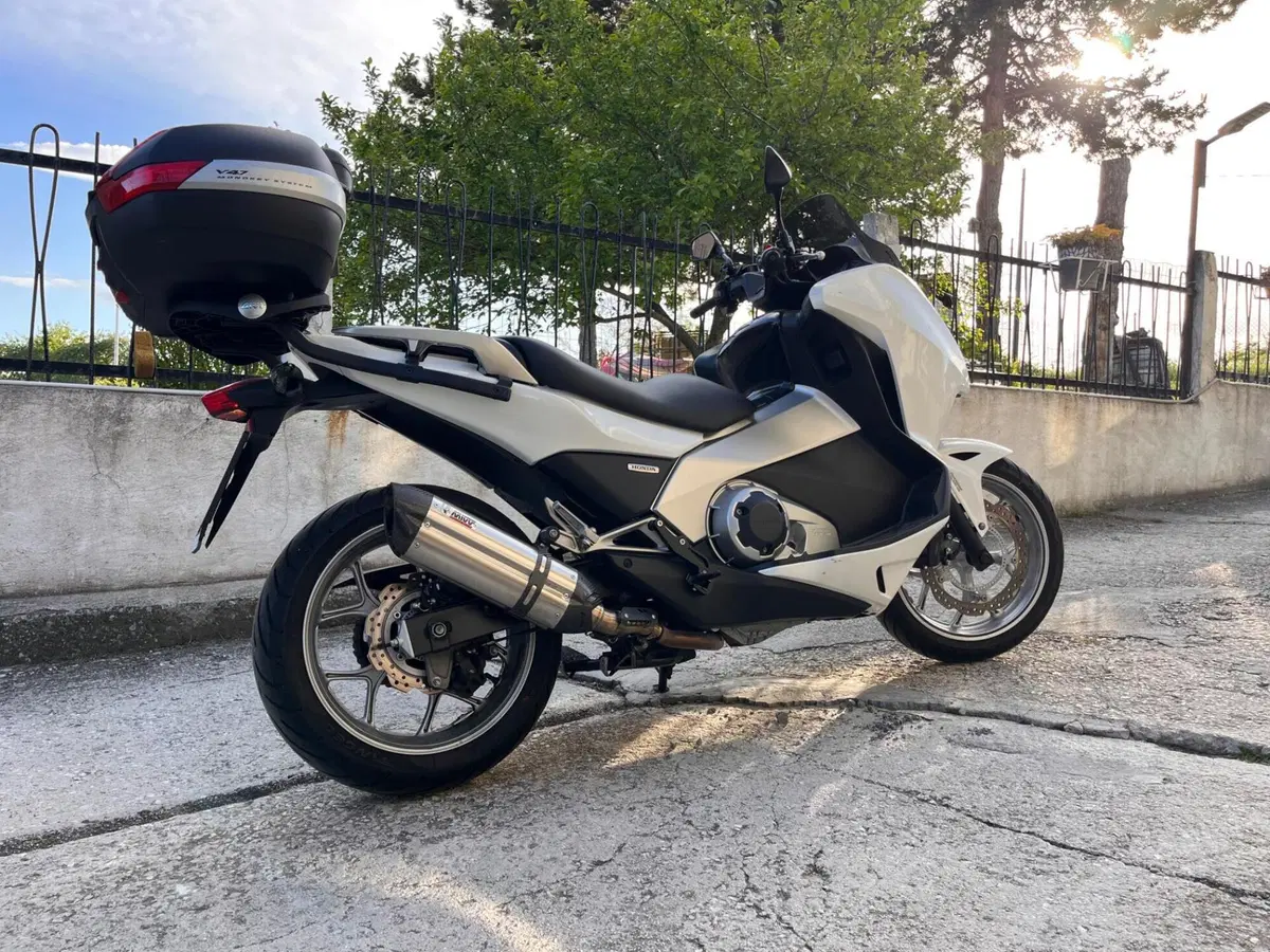 Honda Integra 700 (2011 - 13) (11)