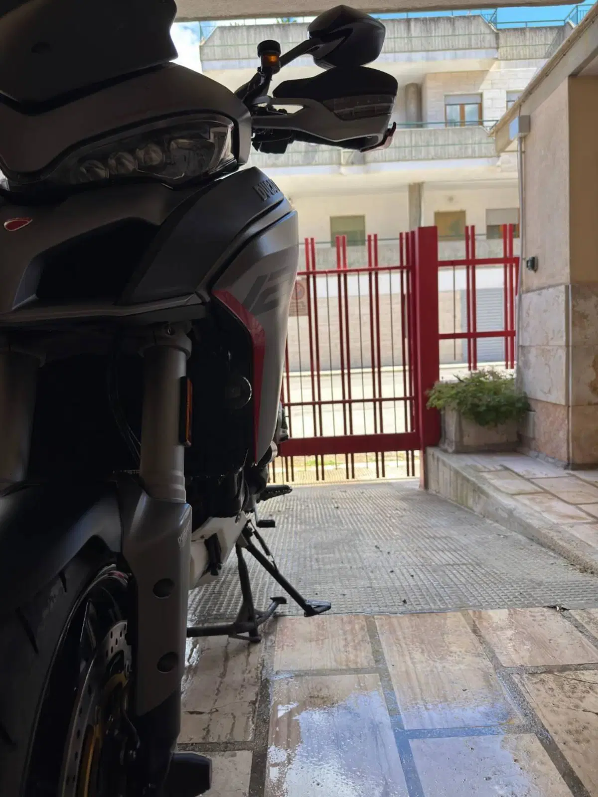 Ducati Multistrada 1260 S Grand Tour (2020) (3)