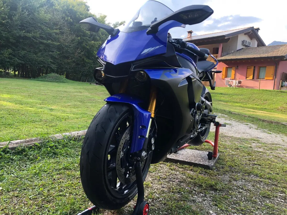 Yamaha YZF R1 (2017 - 19) (2)
