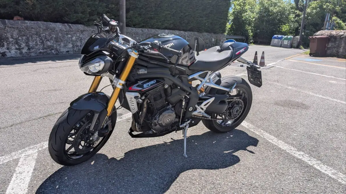Triumph Speed Triple 1200 RS (2021 - 24) (2)