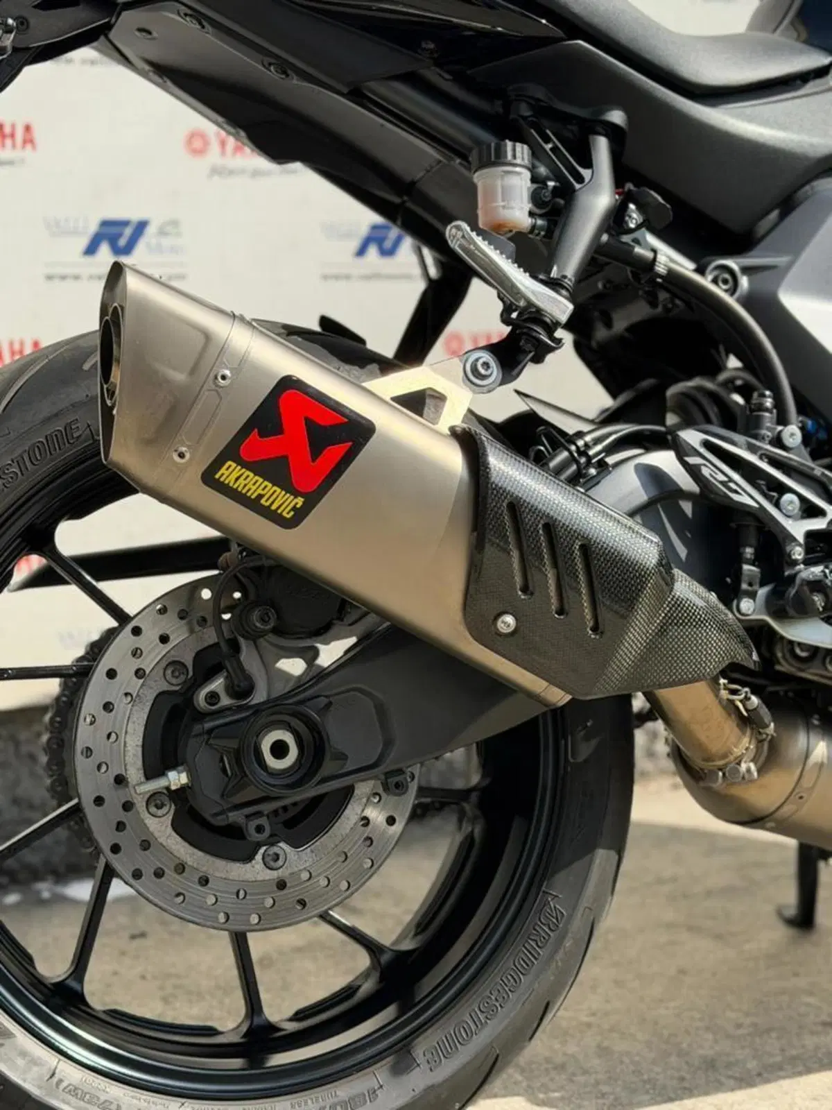 Yamaha YZF R7 (2021 - 25) (4)