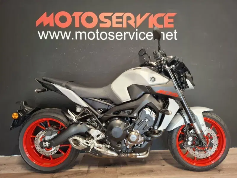 Yamaha MT-09 (2017 - 20) (4)