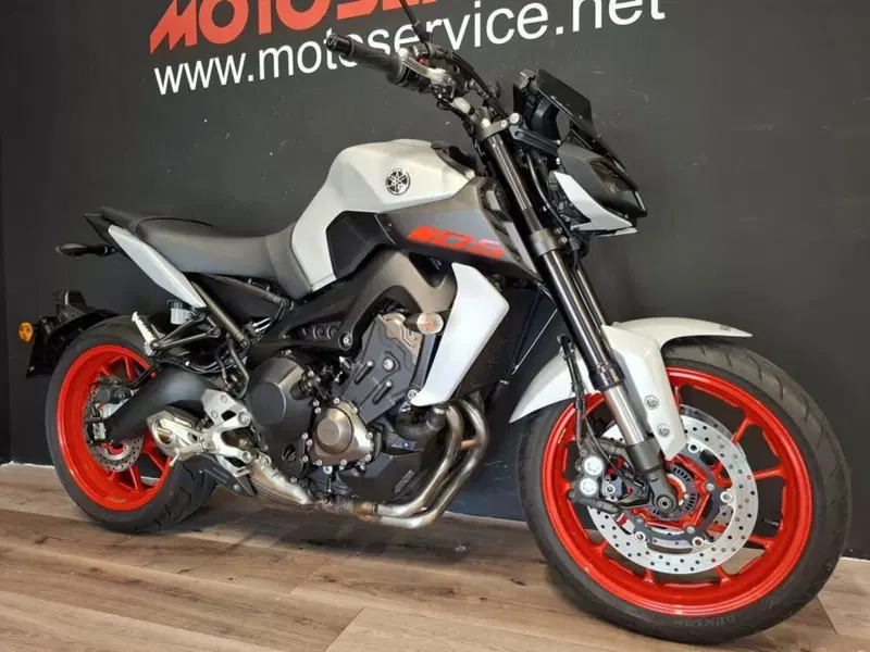 Yamaha MT-09 (2017 - 20) (5)