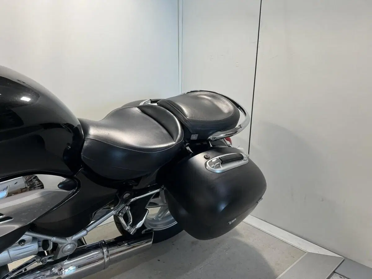 Bmw R 1200 C Montauk (2)
