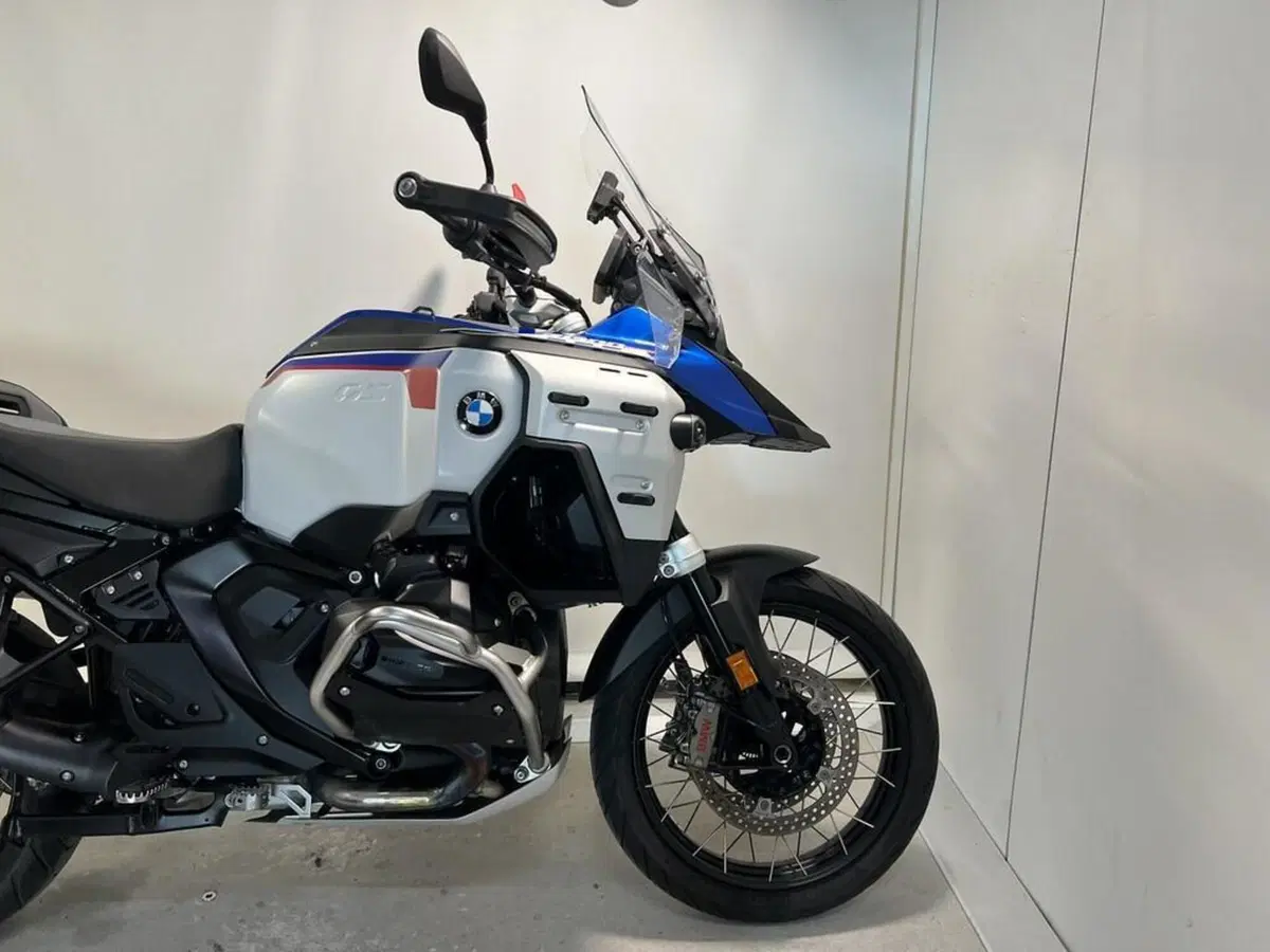 Bmw R 1300 GS Adventure Trophy (2025 - 26) (11)