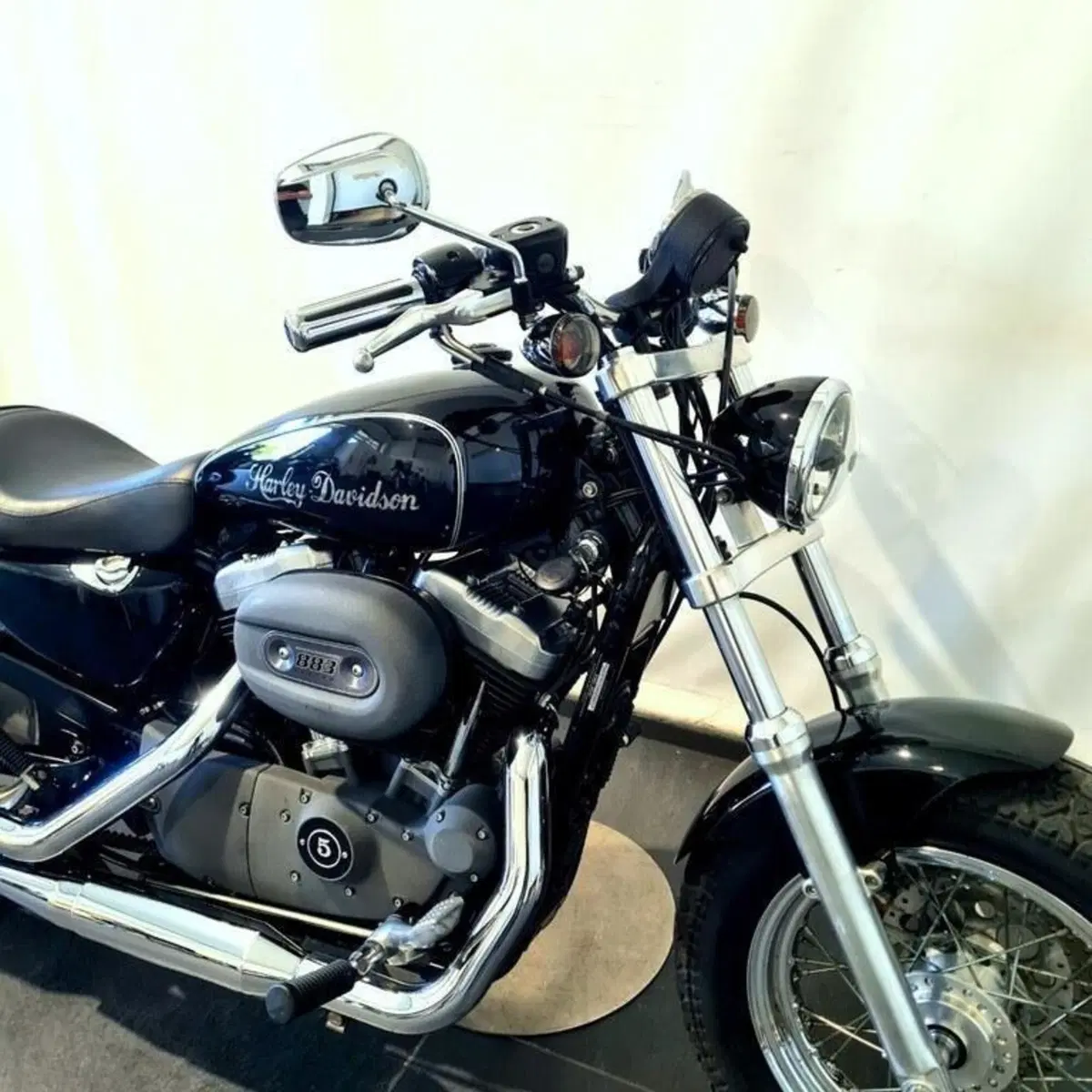 Harley-Davidson 883 (2008 - 09) - XL (15)