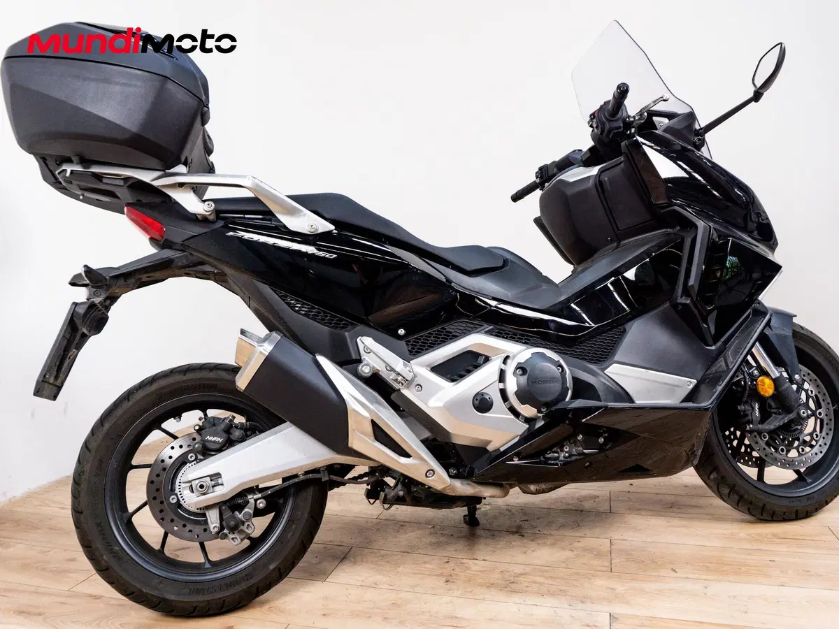 Honda Forza 750 DCT (2021 - 24) (3)