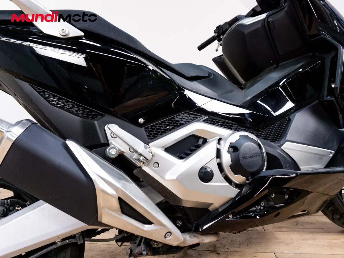Honda Forza 750 DCT (2021 - 24) (4)