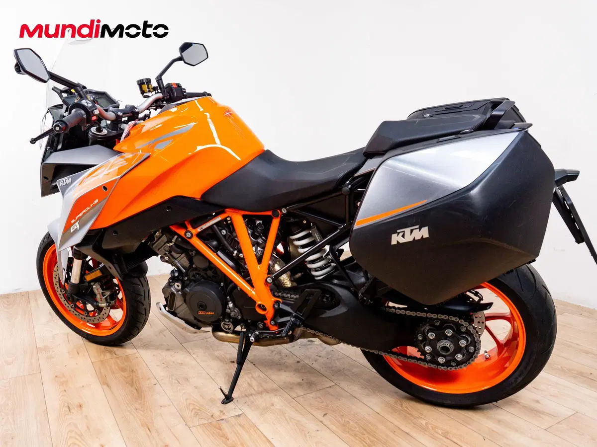 KTM 1290 Super Duke GT ABS (2016 - 18) (7)