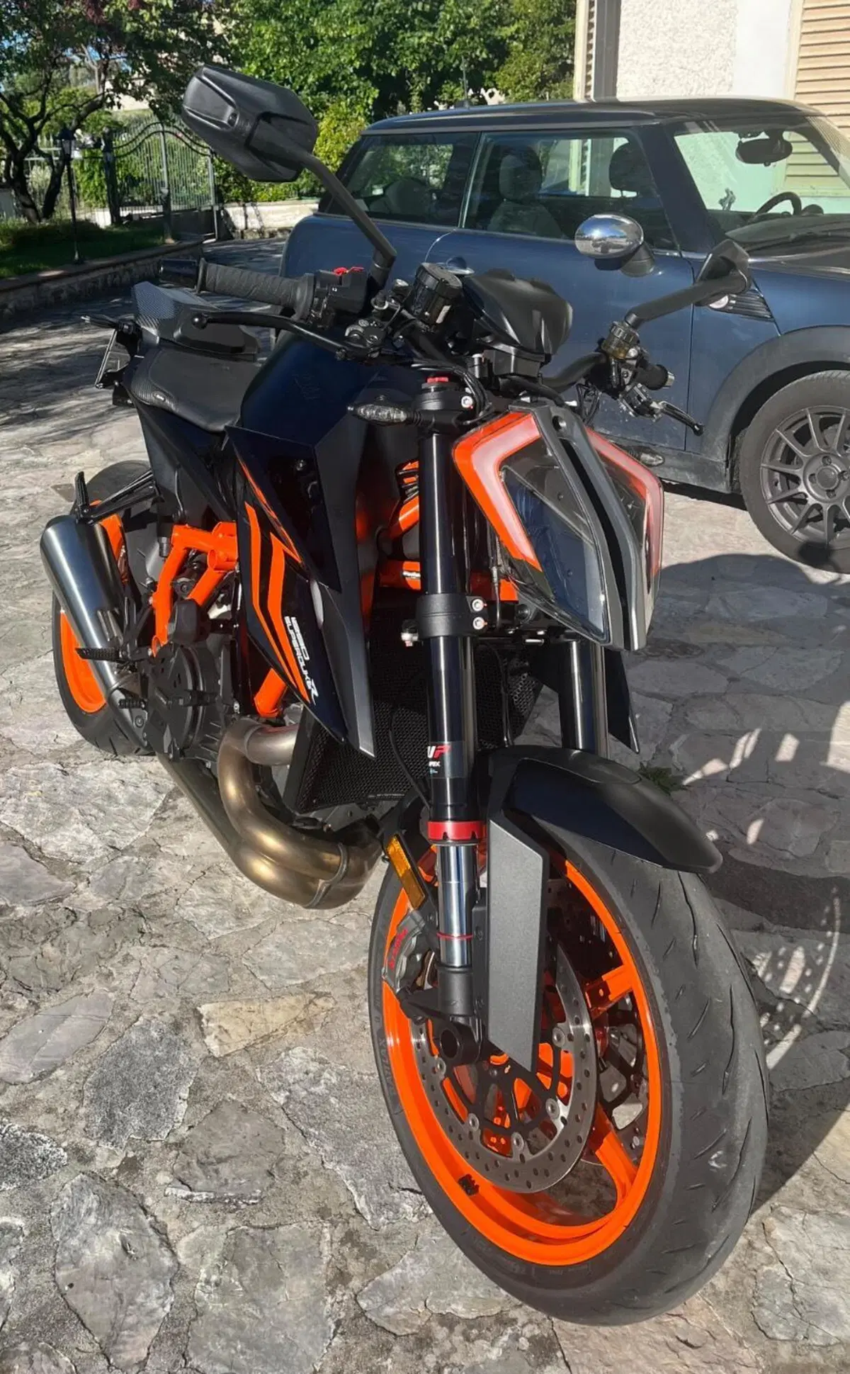 KTM 1290 Super Duke R (2022 - 23) (2)