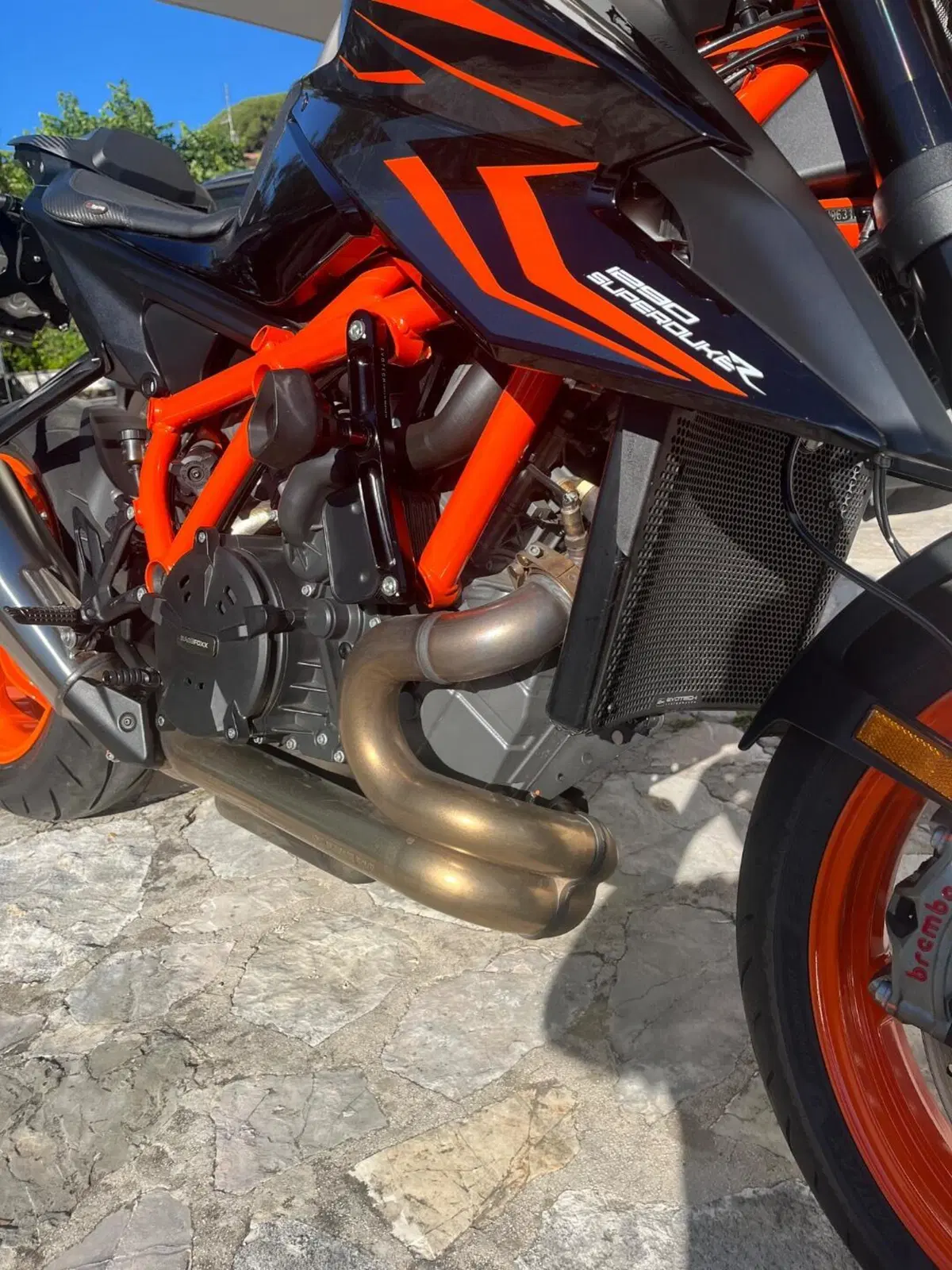 KTM 1290 Super Duke R (2022 - 23) (9)