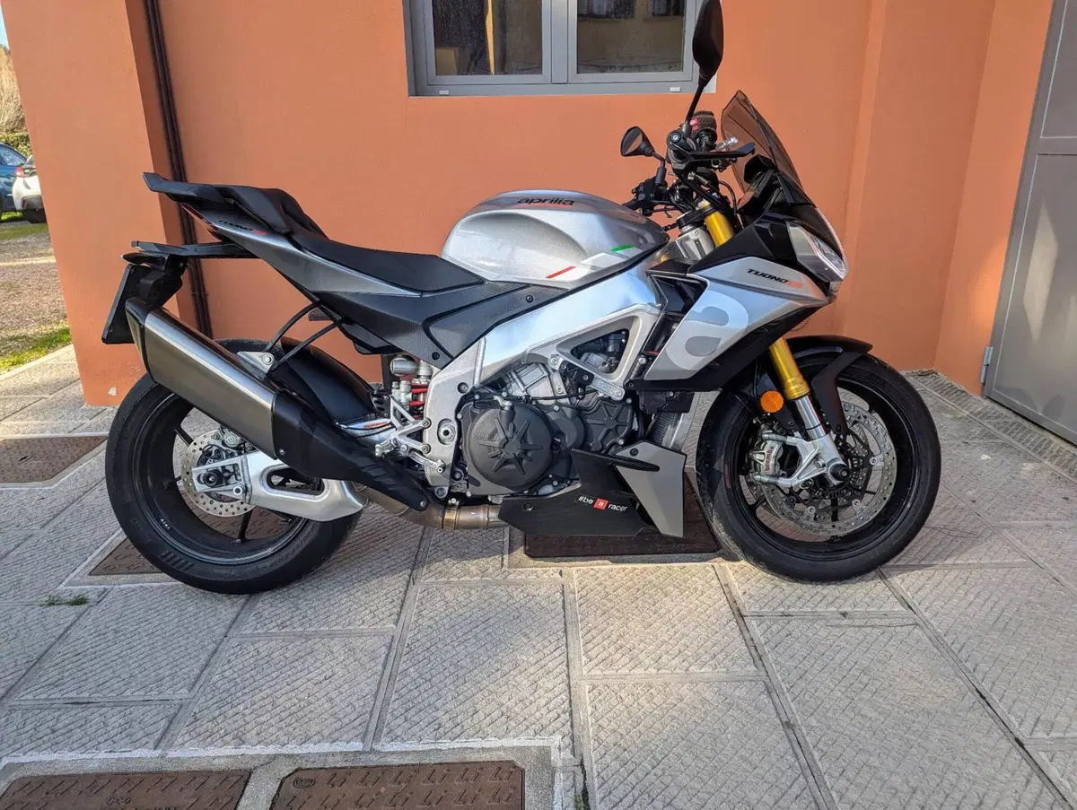 Aprilia Tuono V4 (2021 - 24)