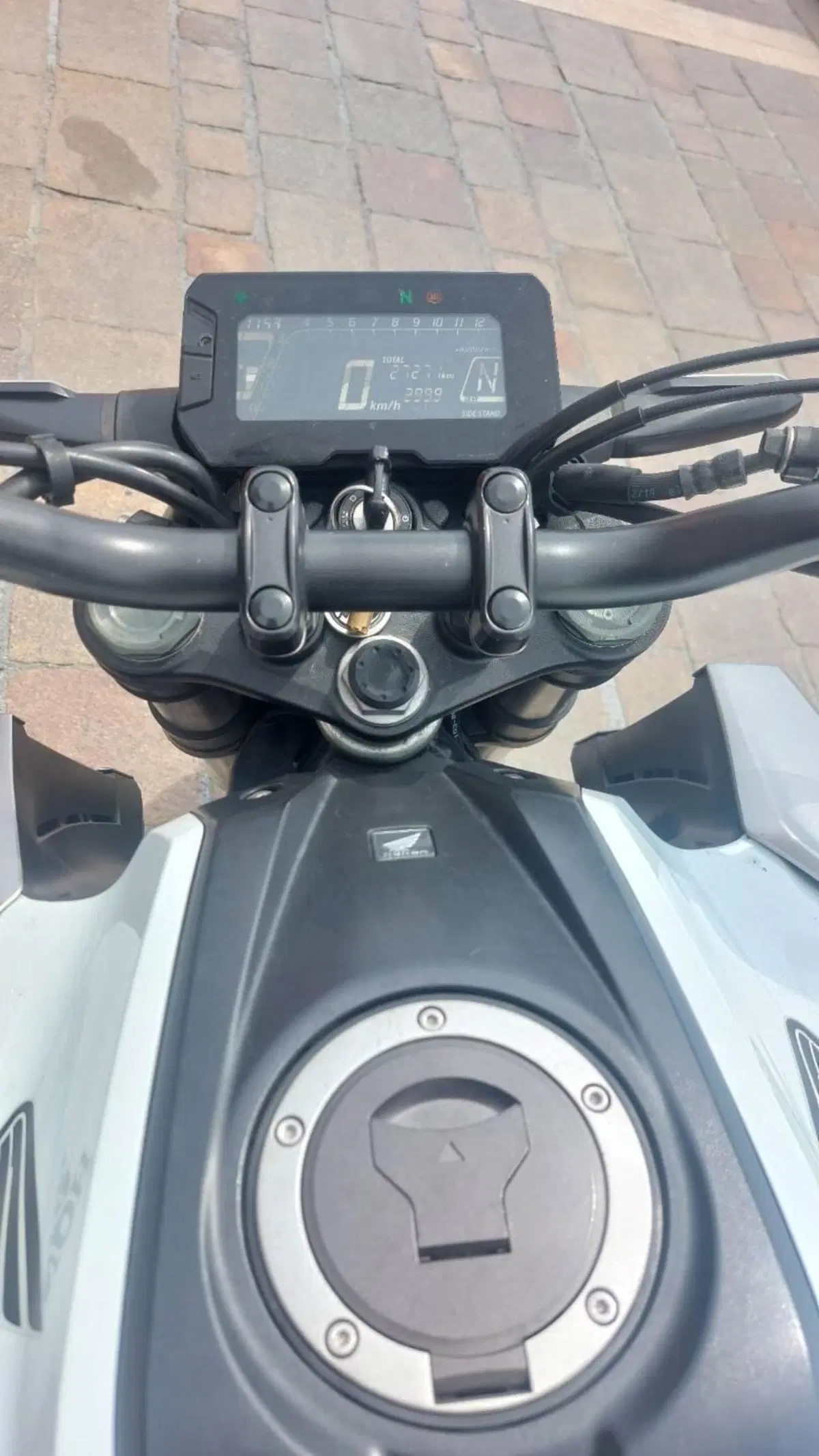 Honda CB 125 R (2018 - 20) (4)