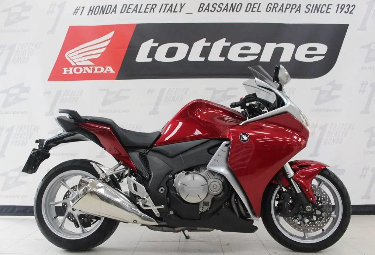 Honda VFR 1200 F ABS (2009 - 16)