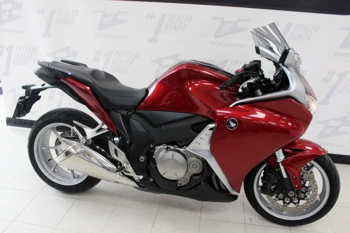 Honda VFR 1200 F ABS (2009 - 16) (3)