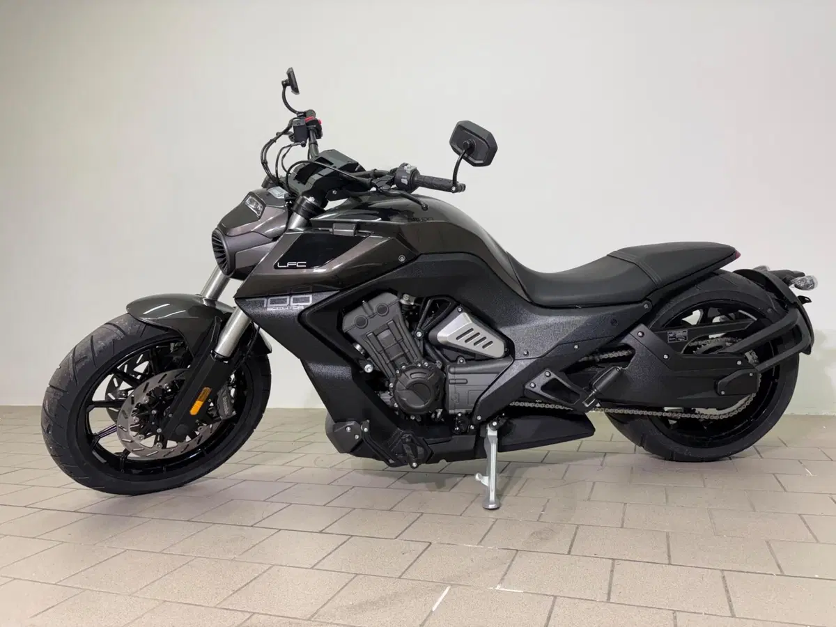 Benda Motorcycles LFC 700 Pro (2026) (3)