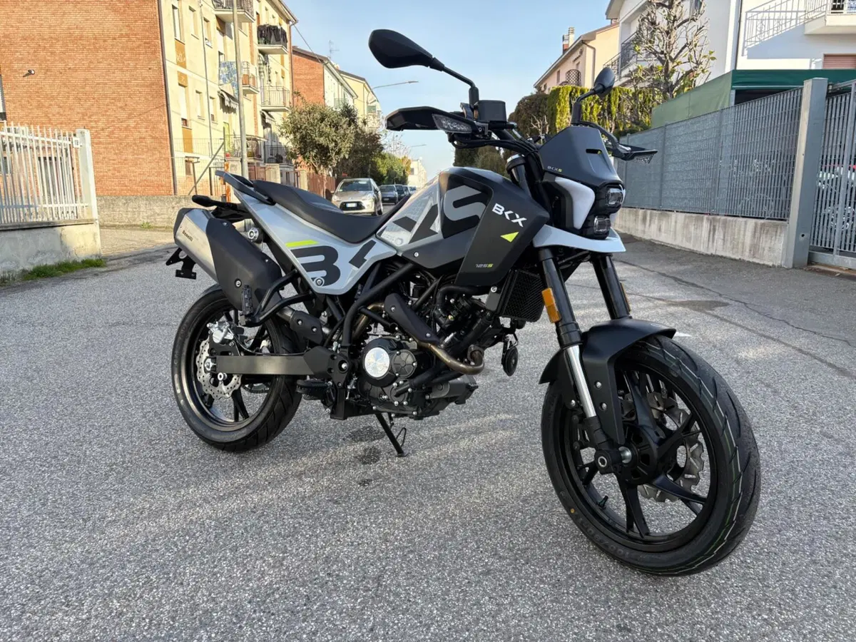 Benelli BKX 125 S (2026)