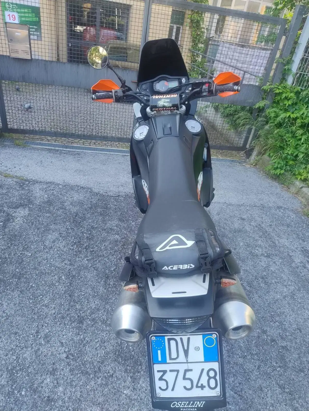 KTM 990 Adventure R (2009 - 11) (5)
