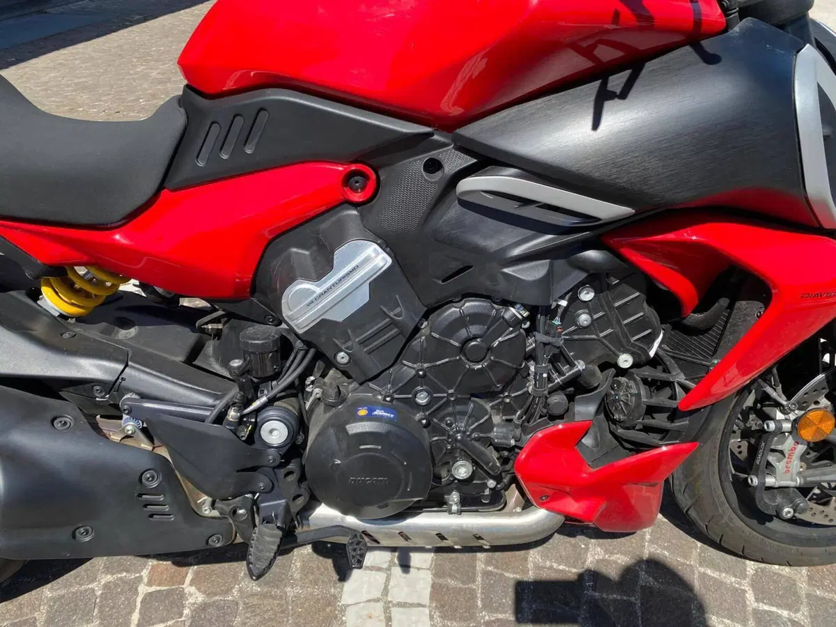 Ducati Diavel V4 (2023 - 26) (6)