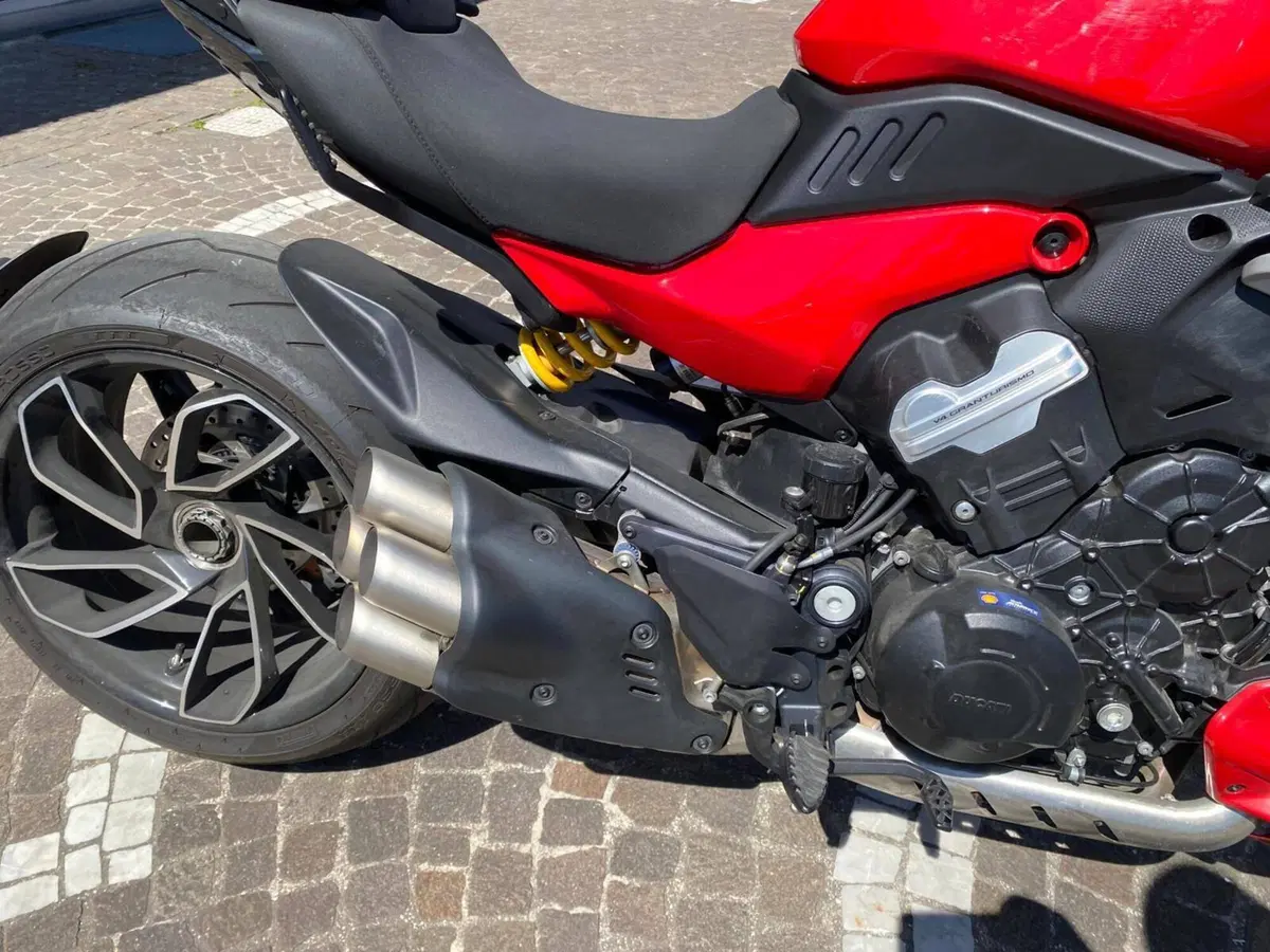 Ducati Diavel V4 (2023 - 26) (7)