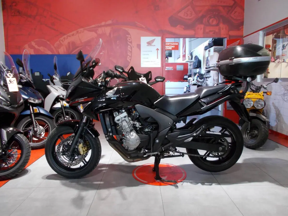 Honda CBF 600 S ABS (2012) (5)