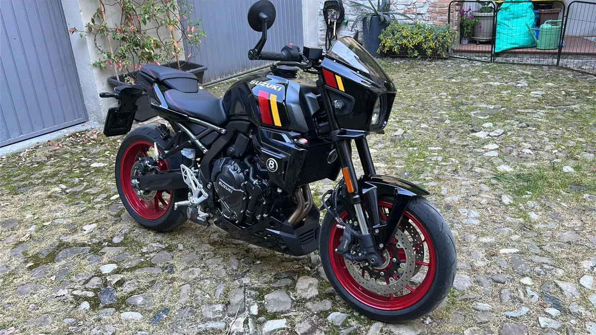 Suzuki GSX-8TT (2025 - 26)