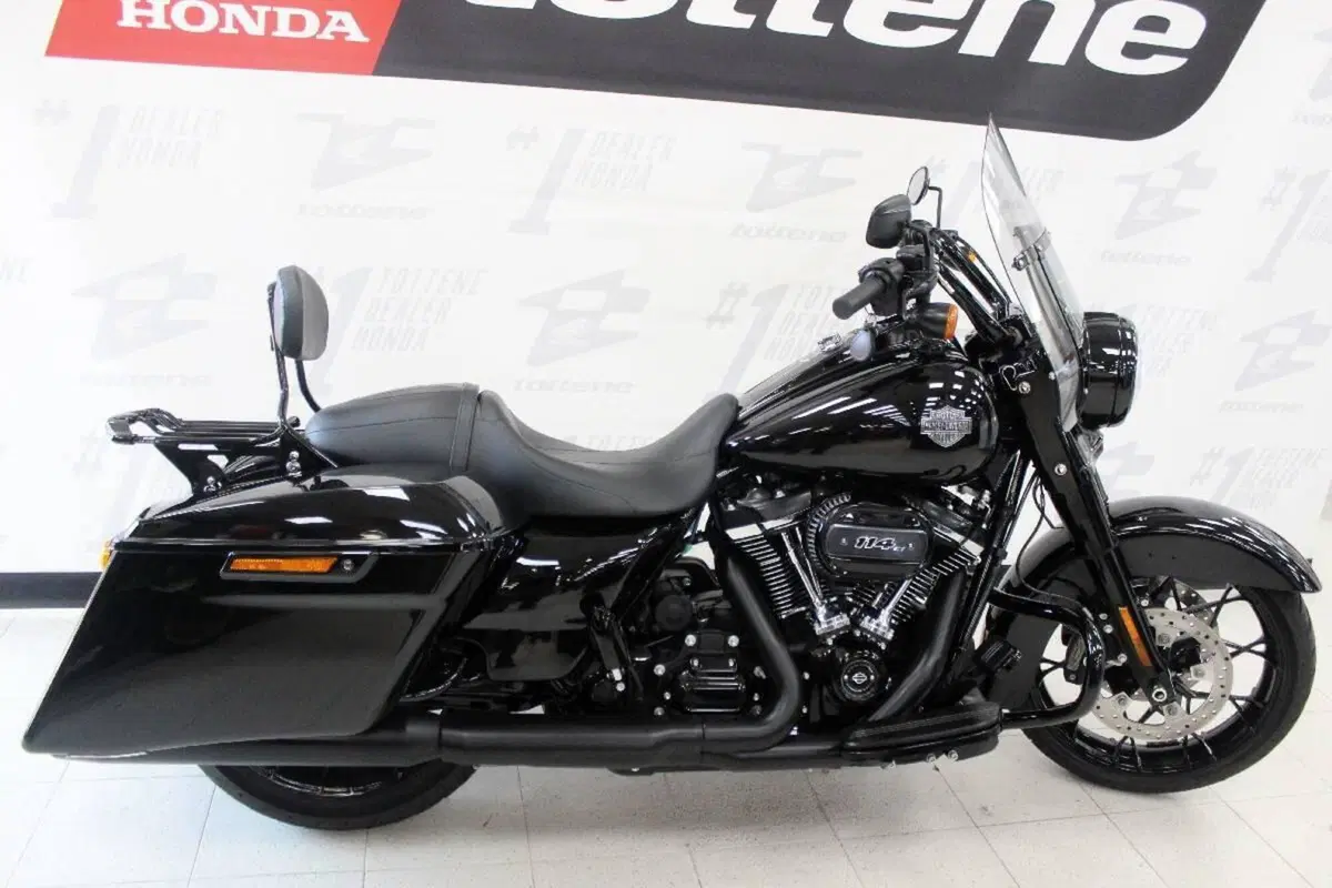 Harley-Davidson Road King Special (2021 - 25) (2)