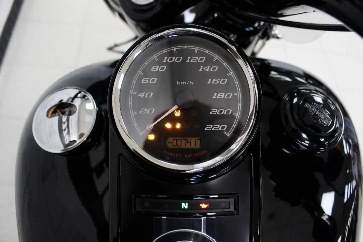 Harley-Davidson Road King Special (2021 - 25) (7)