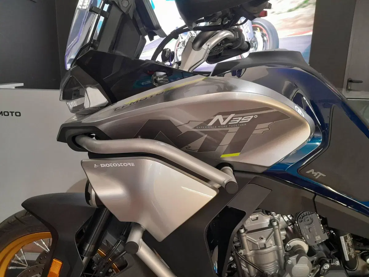 CFMOTO 800MT Touring (2022 - 26) (4)
