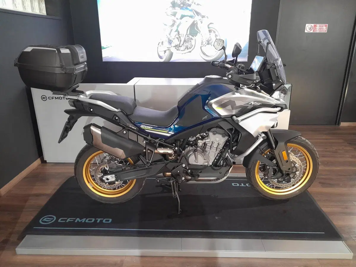 CFMOTO 800MT Touring (2022 - 26) (10)