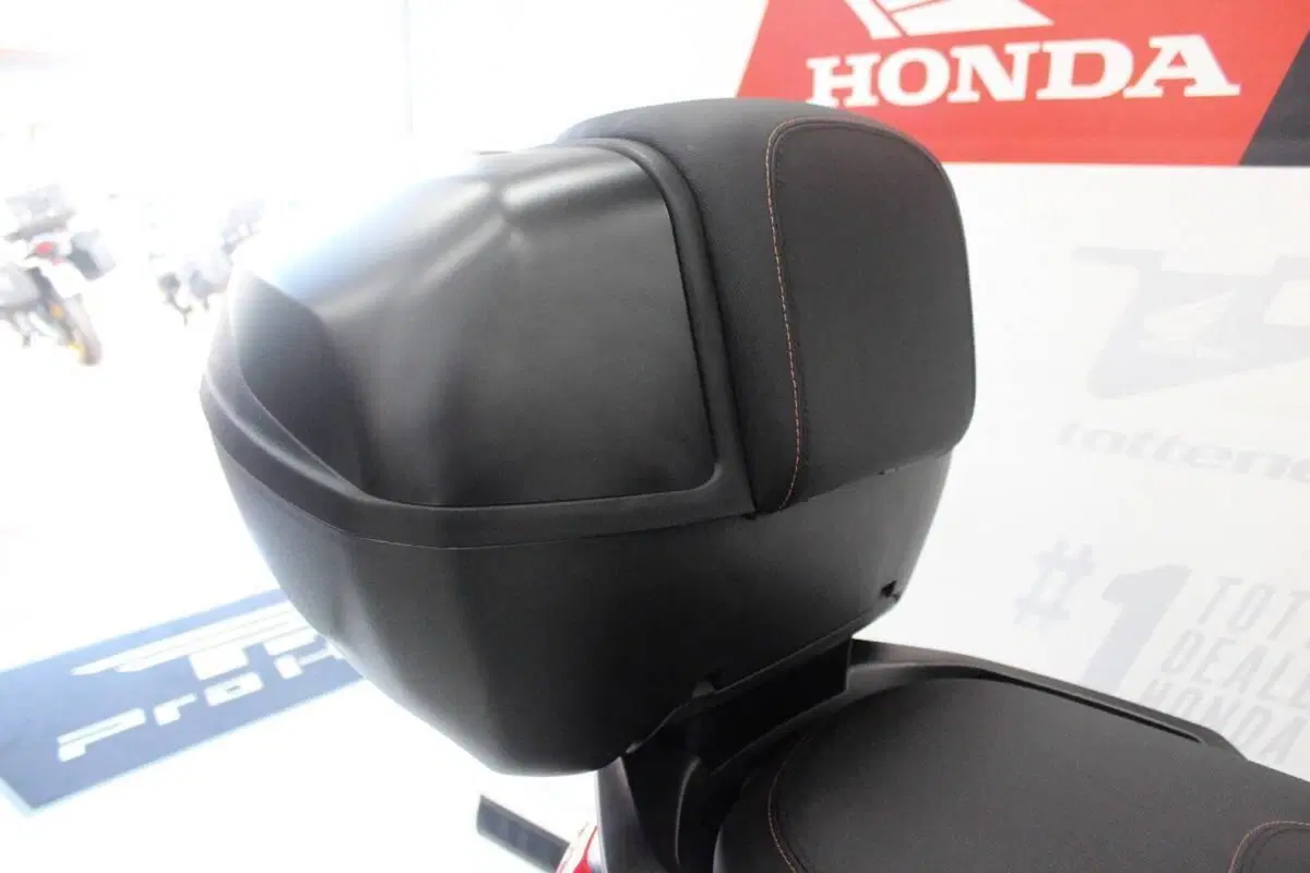 Piaggio MP3 530 ABS Hpe (2023 - 24) (5)