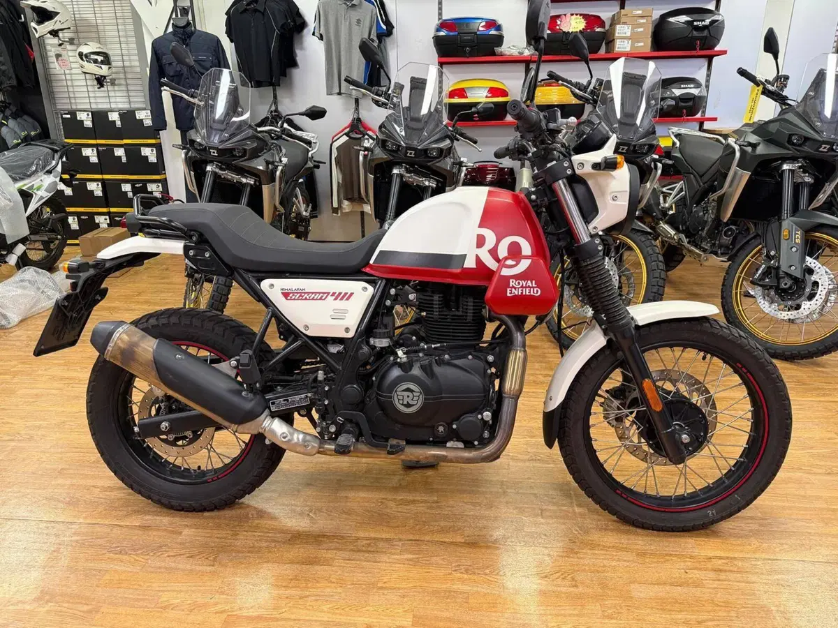 Royal Enfield Himalayan 411 (2021 - 24) (2)