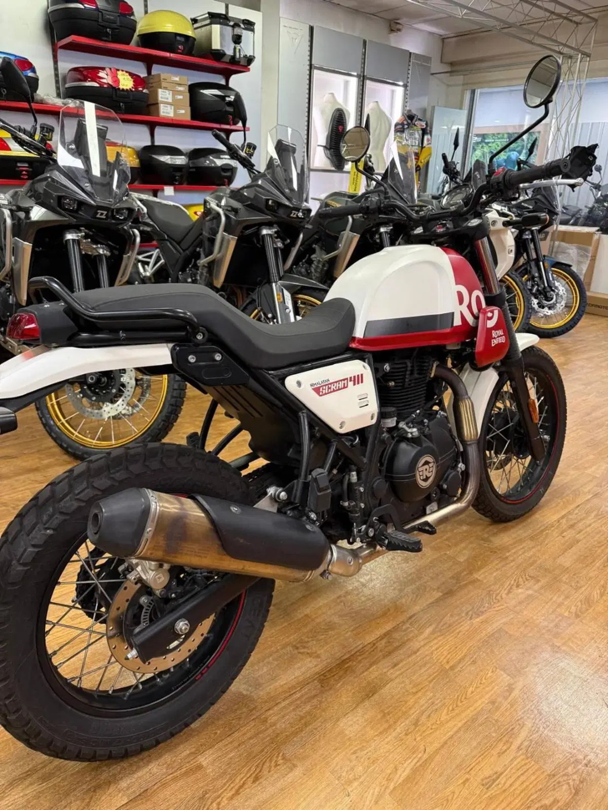 Royal Enfield Himalayan 411 (2021 - 24) (4)