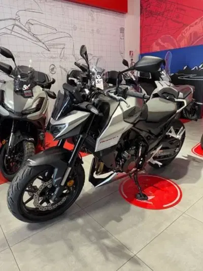 Honda CB 750 Hornet (2026) nuova