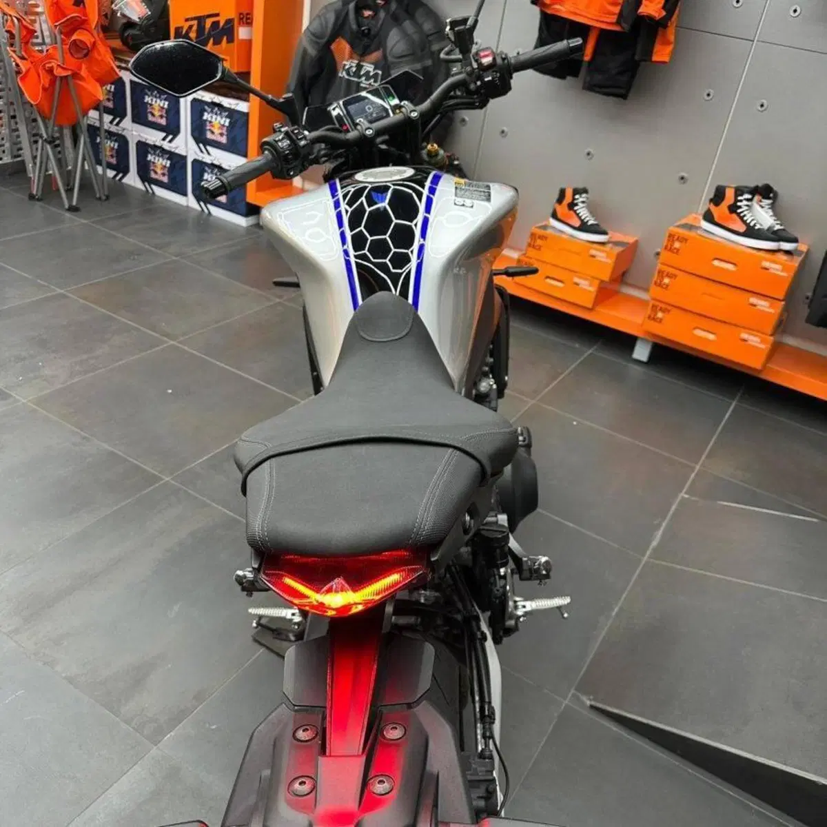 Yamaha MT-09 SP (2024 - 26) (4)