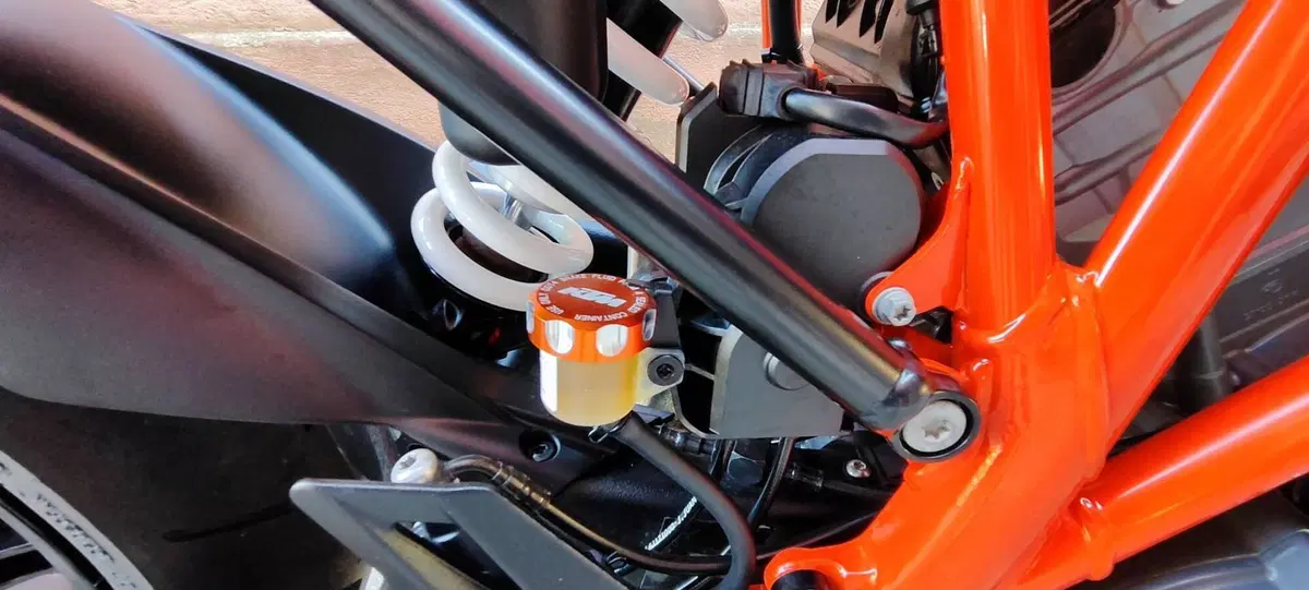 KTM 1290 Super Duke GT (2022 - 25) (7)