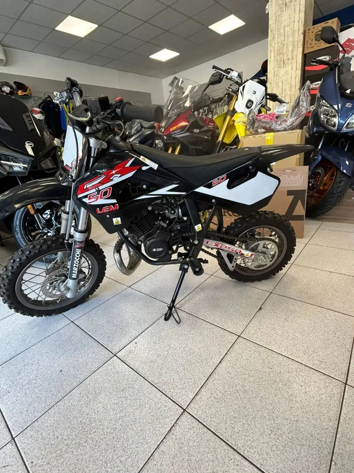 Lem Motor NX 50 Cross (2)